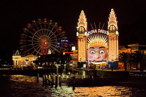 Sydney By Night - Private Luxury Night Tour - Redcliffe Tourism 1