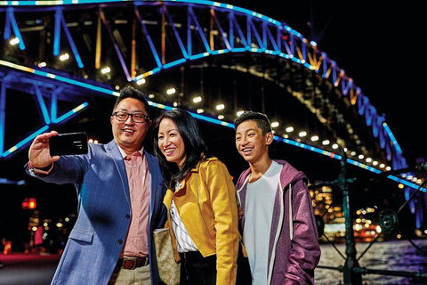 Sydney By Night - Private Luxury Night Tour - Redcliffe Tourism 5