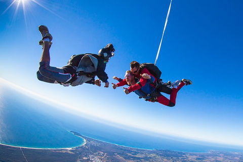 Byron Bay Tandem Sky Dive - Redcliffe Tourism 0