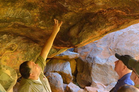 Uluru Small Group Tour Including Sunset - Redcliffe Tourism 1