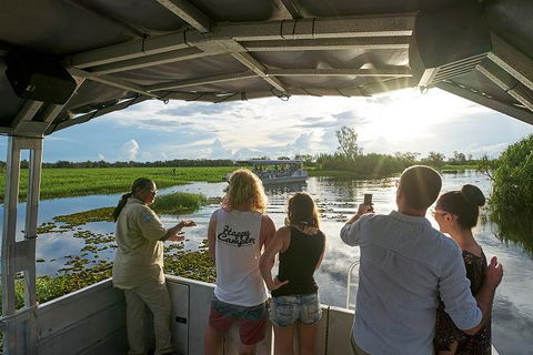 Yellow Water Cruise - Kakadu - Redcliffe Tourism 5