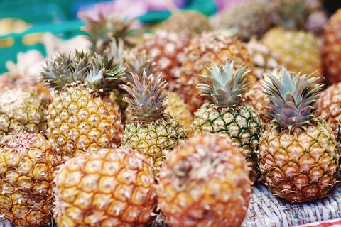 Sunshine Coast Eumundi Markets Return Minibus Transfer - Redcliffe Tourism 0