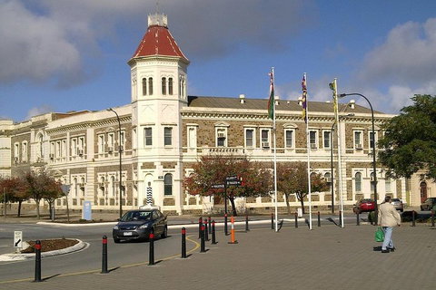 Amazing Adelaide Self-Guided Audio Tour - Redcliffe Tourism 3