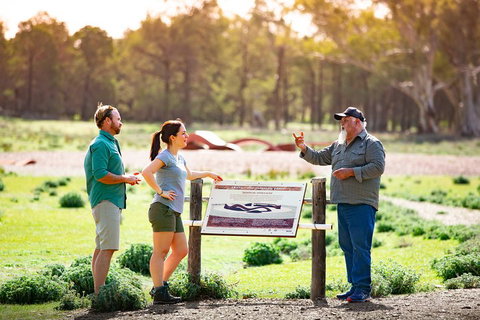 Yura Udnyu - Our Culture, Your Culture (Aboriginal Cultural Walk) - Redcliffe Tourism 3